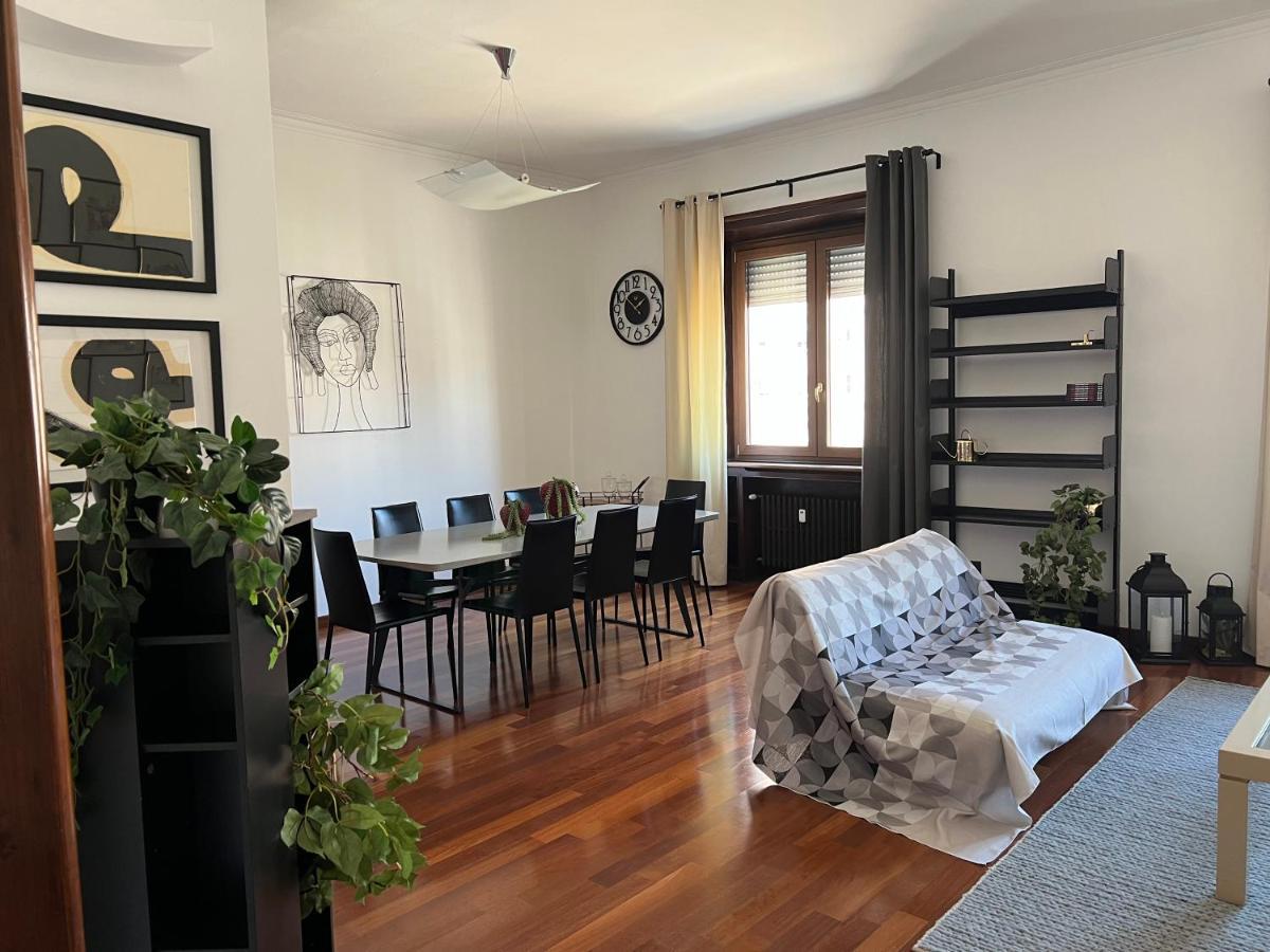 Rebecca'S Milano Collection: Repubblica Apartamento Exterior foto